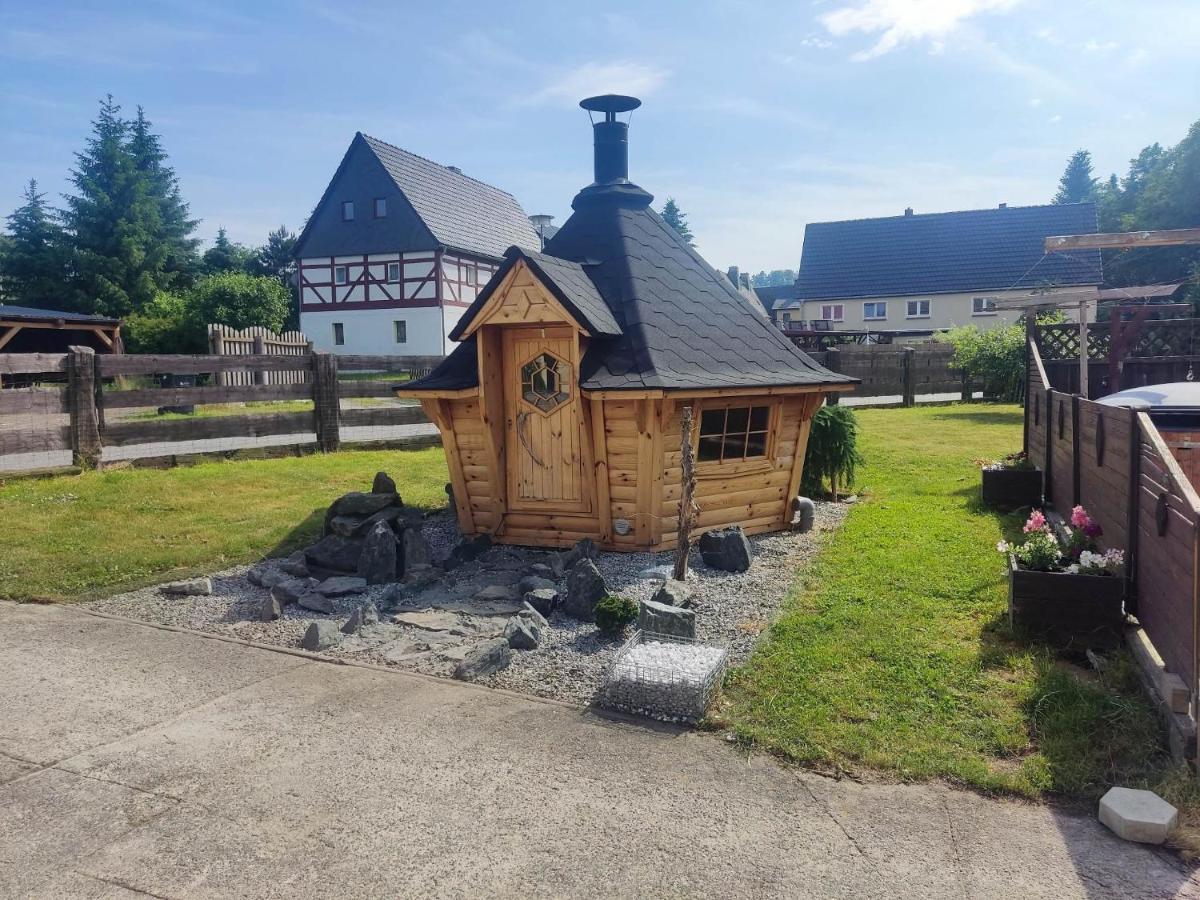 Ferienwohnung Am Hofladen Hellendorf - Saechsische Schweiz Bad Gottleuba Exteriör bild